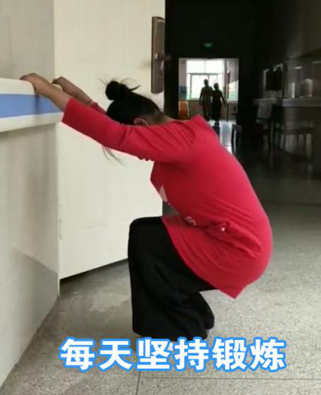 13歲女孩自幼患“腦癱”，行動(dòng)受阻，經(jīng)系統(tǒng)康復(fù)治療能獨(dú)立步行！